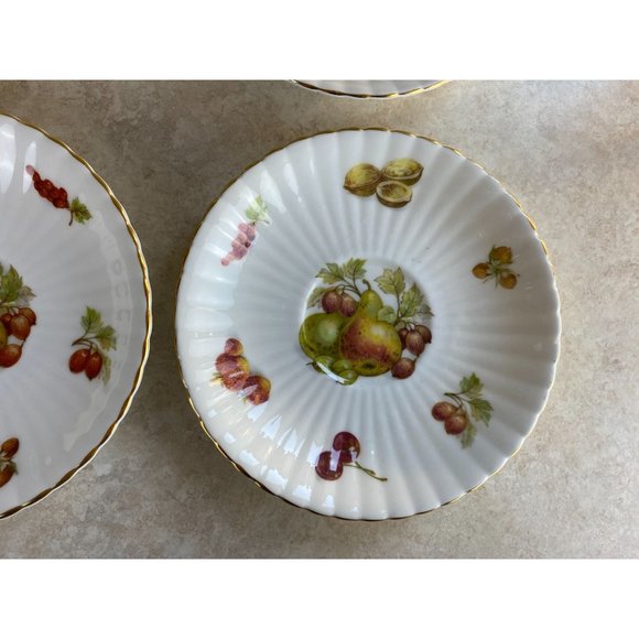 Royal Windsor Fine Bone China Fruit Series Saucer Plates Lot Of 6 - Picture 7 of 8